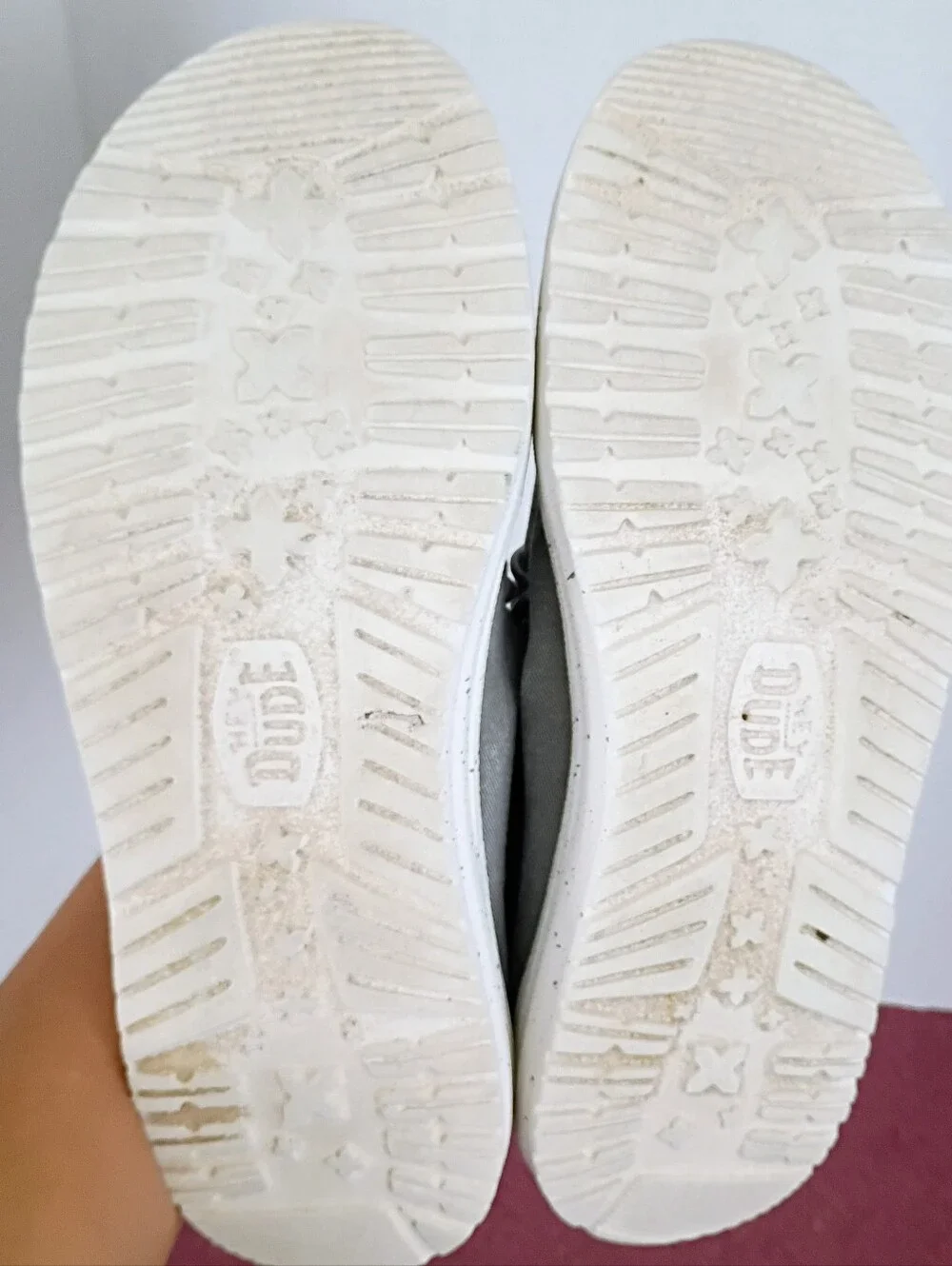 Hey Dude's Youth 5 Women's Size 6